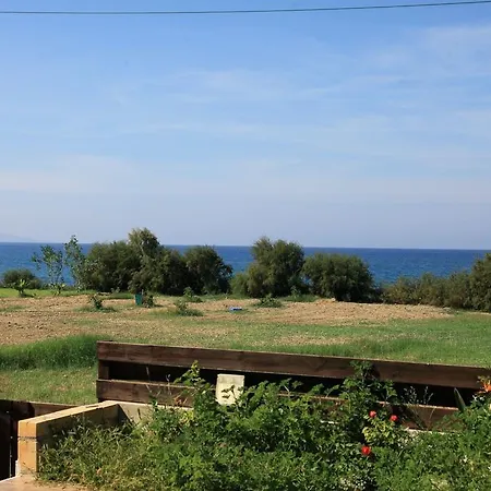 Villa Majestic Agia Marina  Exterior photo